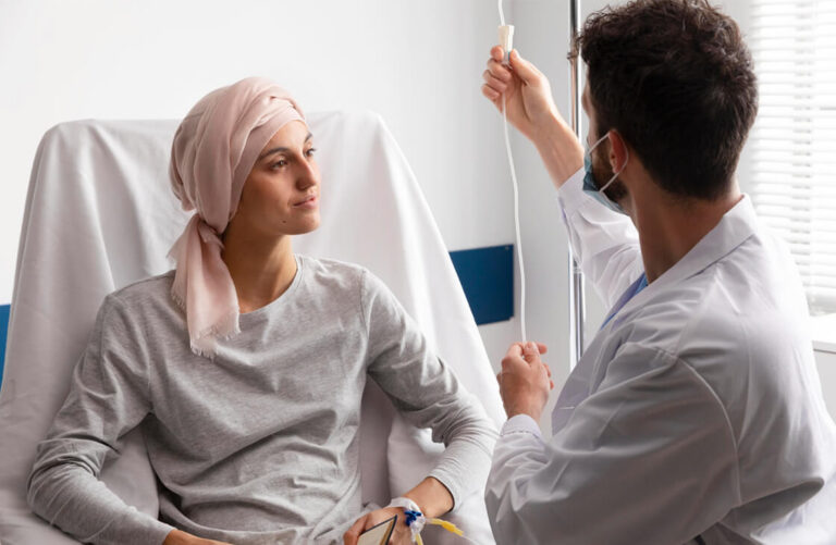 Lee más sobre el artículo El cáncer y los tratamientos oncológicos pueden debilitar el sistema inmunológico